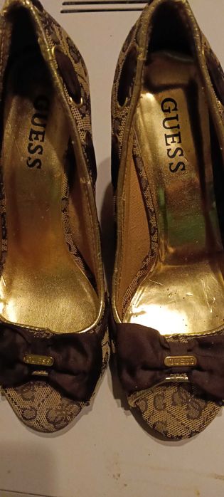 Обувки на платформа Guess