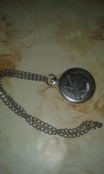 Продам карманные часы.