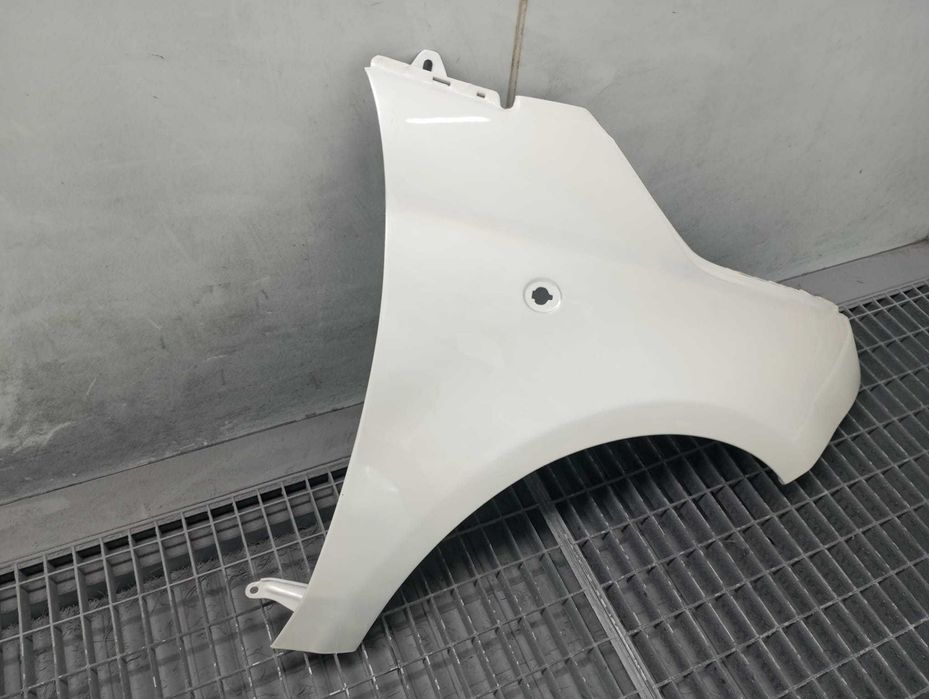 Aripa Fata Dreapta Fiat 500 An 2007-2015 (270 (Alb))