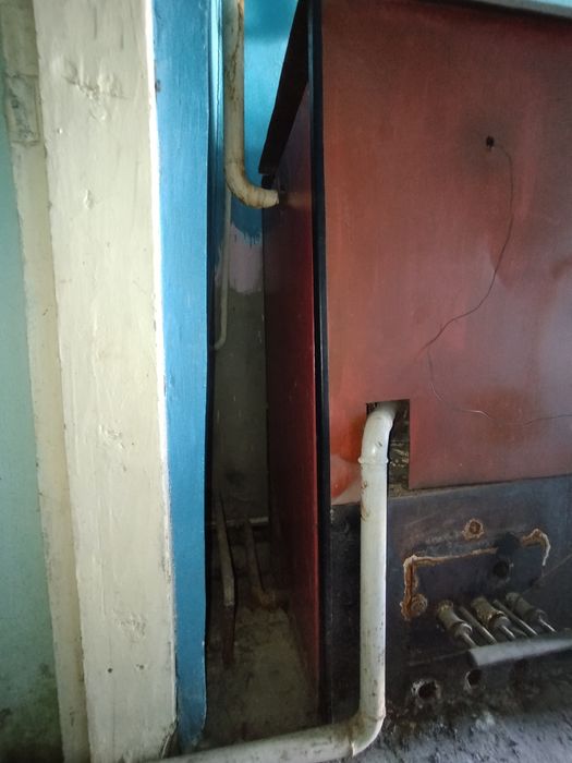 Продаётся котёл отопления ! 600.000