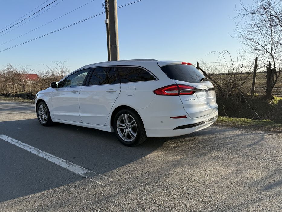 Ford Monde Titanium 2.0 TDCi 150cp Keyless Navi Camera Lane Assist