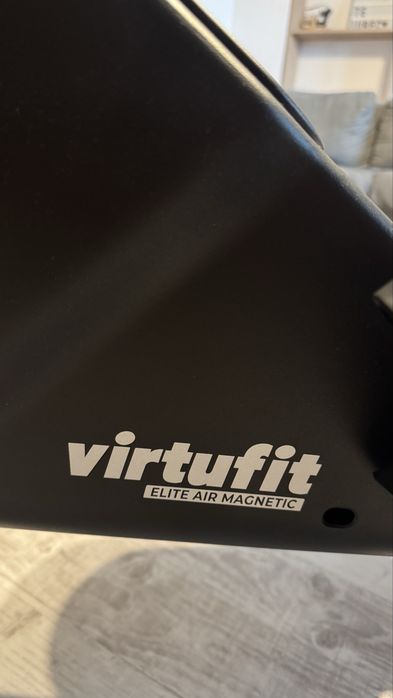 Aparat vaslit Virtufit EliteAir - rower