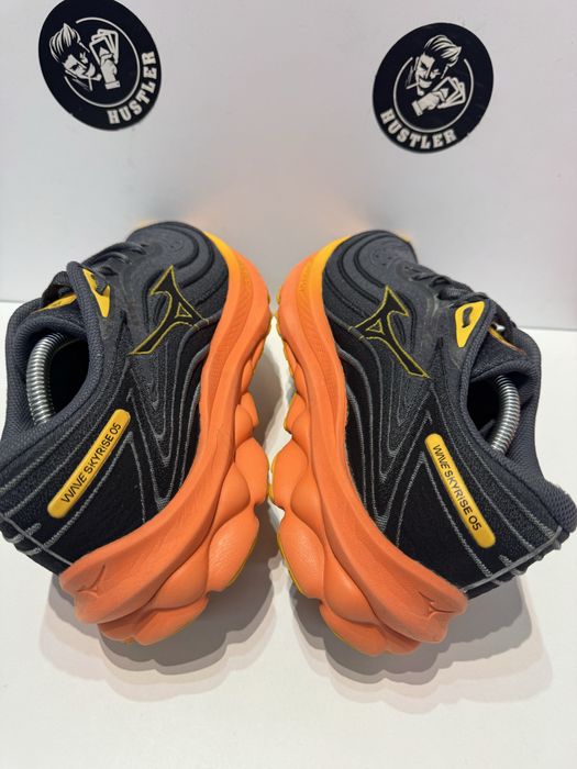Маратонки MIZUNO WAVE SKYRISE 5. Номер 43