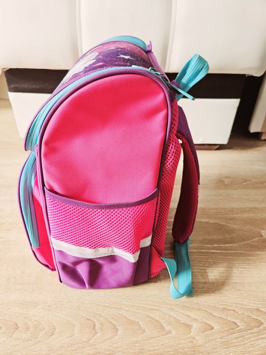 Продам школьный рюкзак