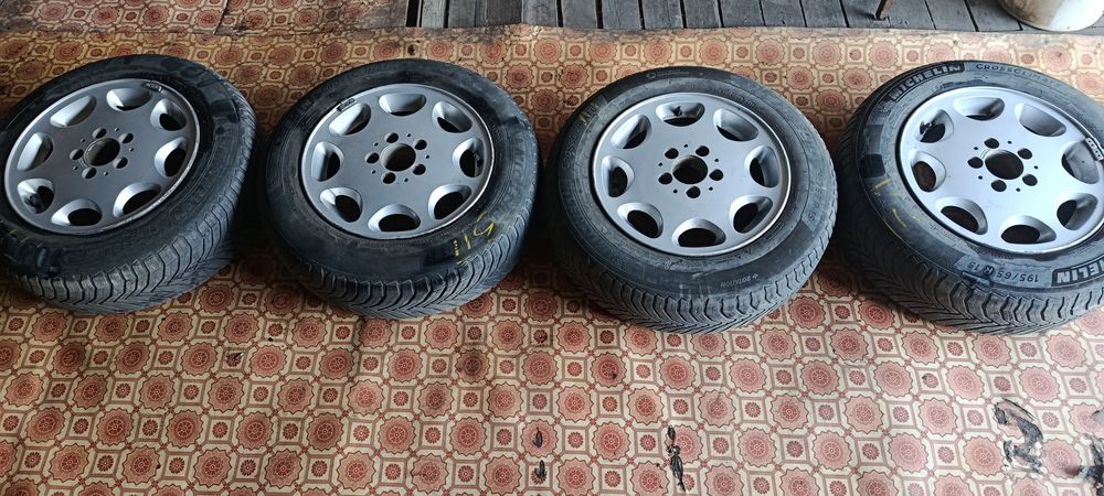 MICHELIN резина с дисками R15 (4колеса)