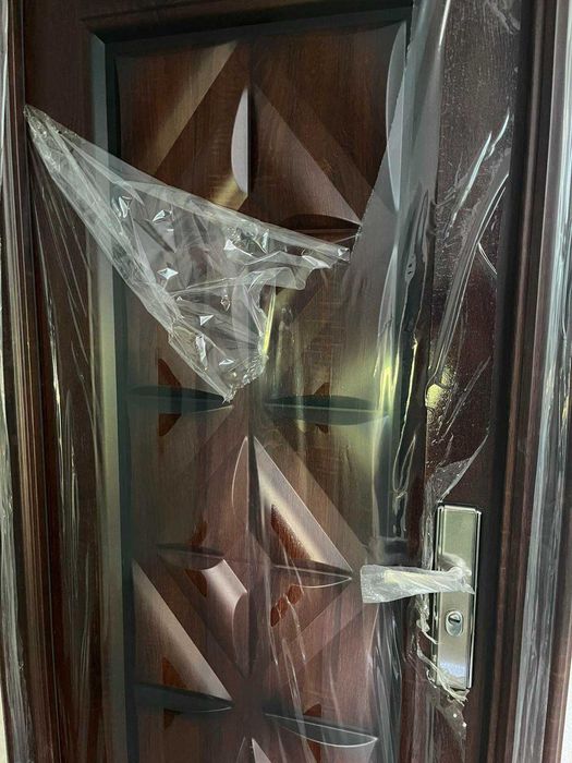 Продава гарсониера в ж.к. Изток блок 30