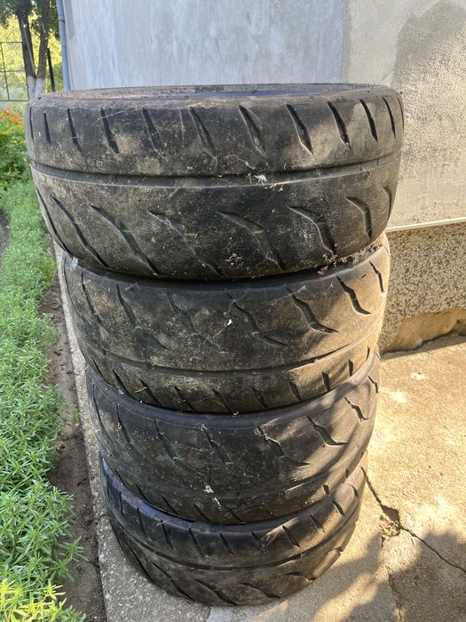 Гуми Toyo Proxes R888 205/50/R15 Тойо семи сликове Semi-Slick