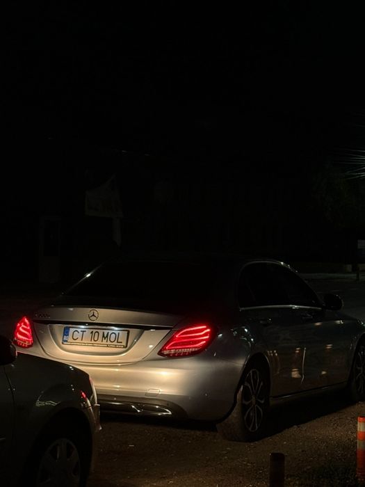 Mercedes C 300H hybrid