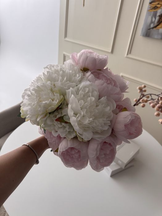 Buchet de flori artificiale