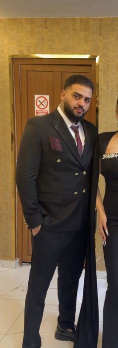 Vand costum elegant