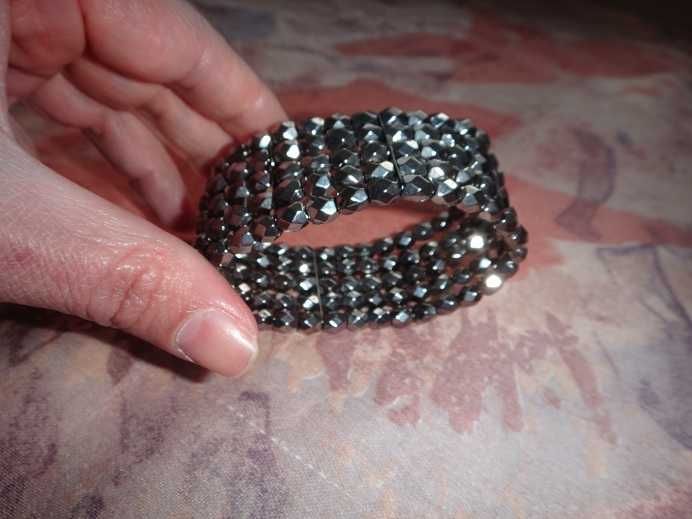 Гривна топчета..