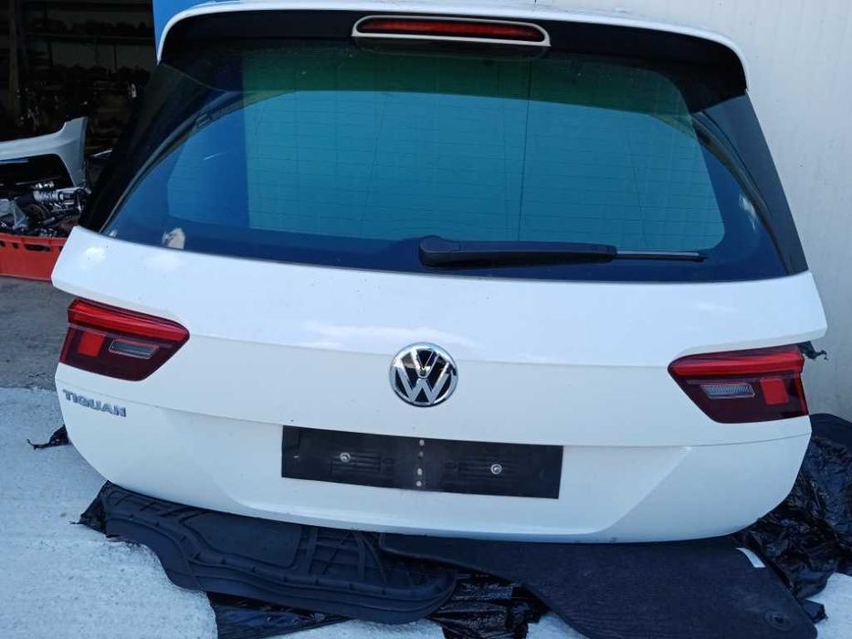 Haion cu luneta VW Tiguan 2018 R-line 2018