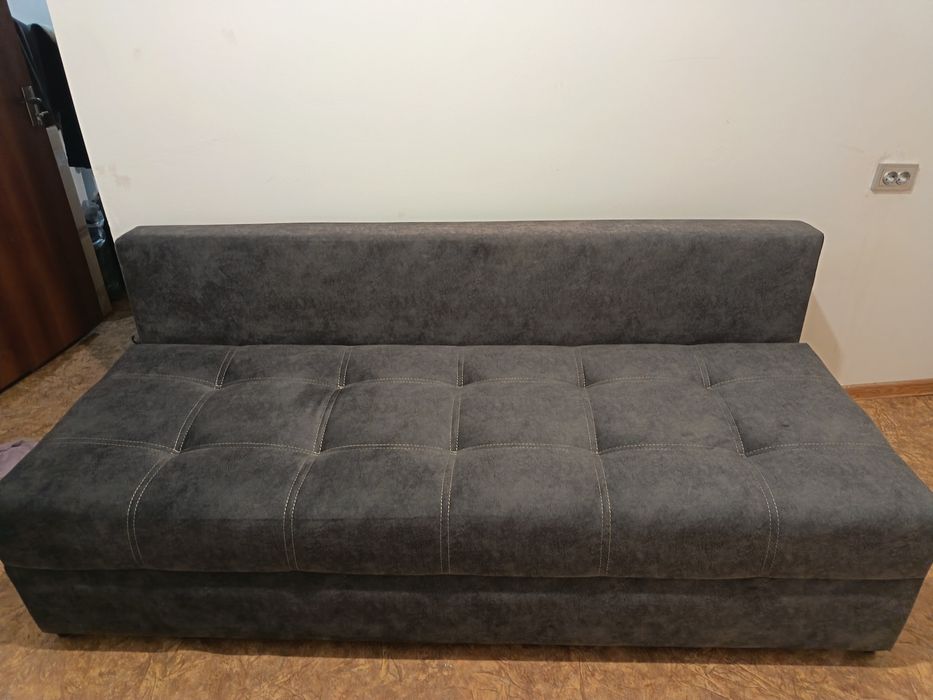 Мягкое мебель диван