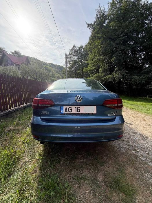 Volkswagen Jetta 1.2 TSI – 2016 – 132.711 km – 7.200 €