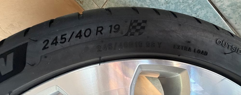 Roti jante OPEL Insigin R19 245/40/19 vara Michelin