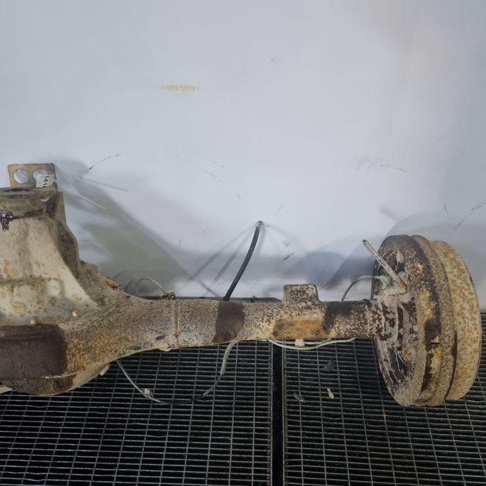 Punte spate Mitsubishi L200 Facelift 2.5 Diesel 2010 - 2015 SUV 4 Usi (1416) 4x4 CU ...