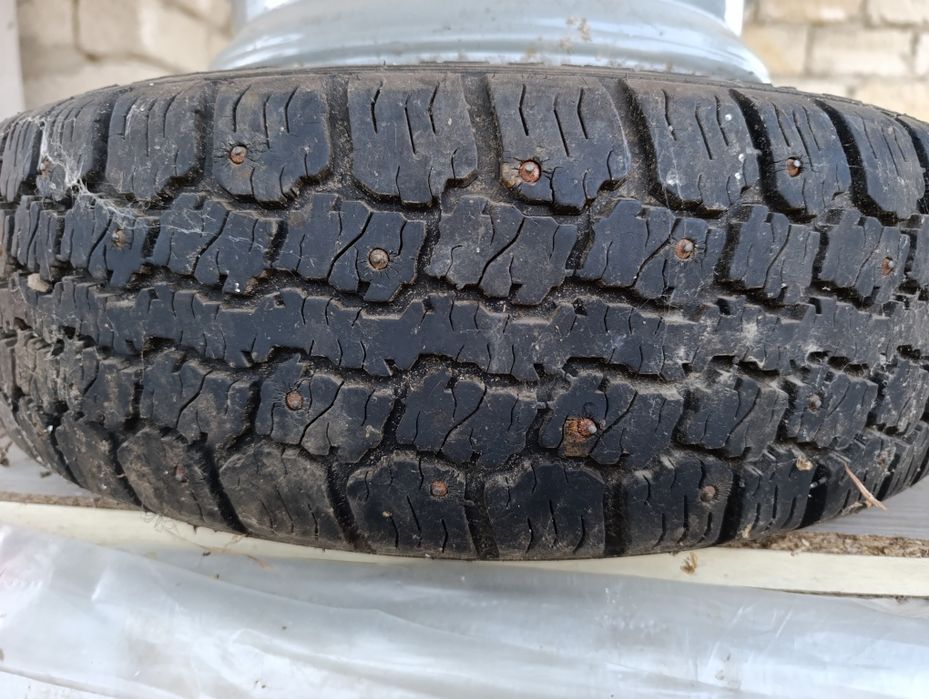 Продам диски R13 с покрышками