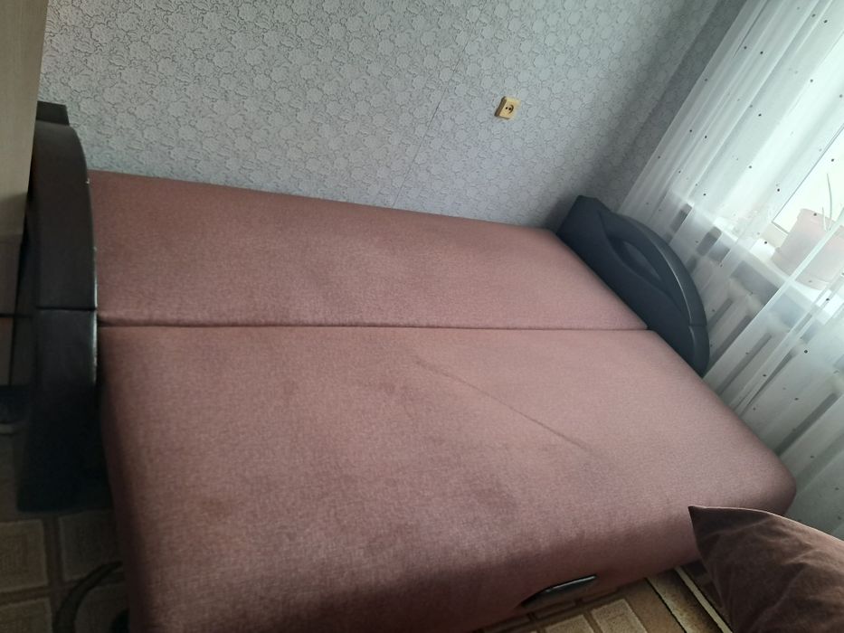 Продам диван для дома