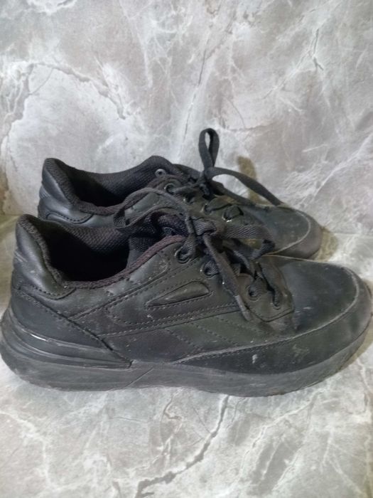 Кроссовки детские