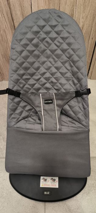 Balansoar pentru bebeluși