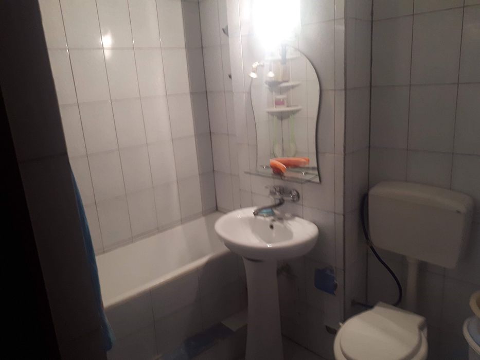 Apartament langa școala