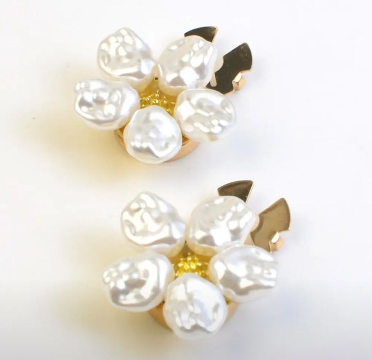 Запонки женские декоративные