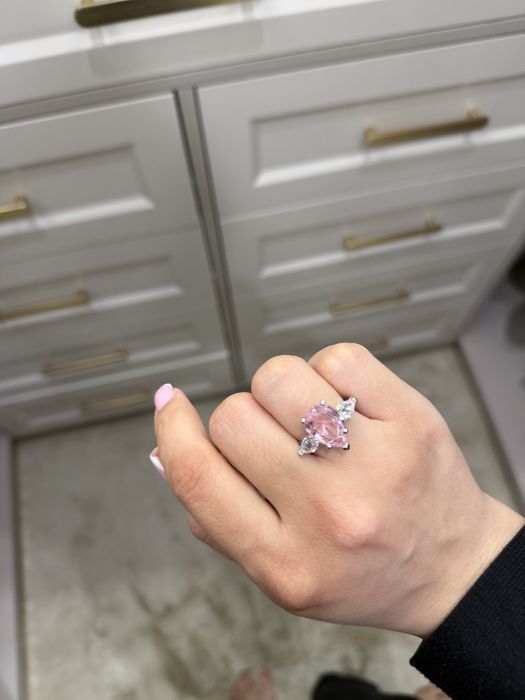 Красивое кольцо серебро