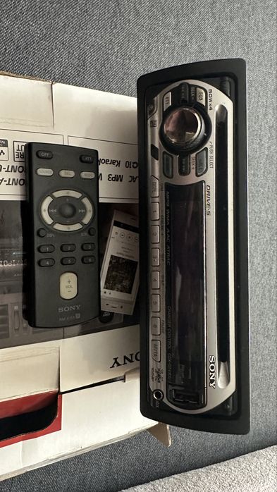 Radio - CD  auto SONY 50W x 4