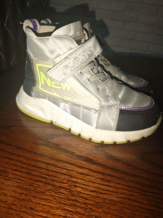 Ботинки на девочку