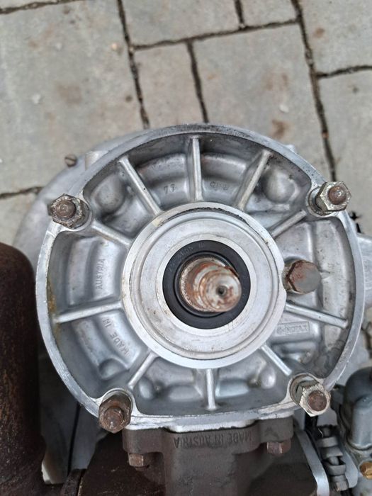 Motor Rotax austriac de 9 cai putere motocositoare,motogrebla etc.