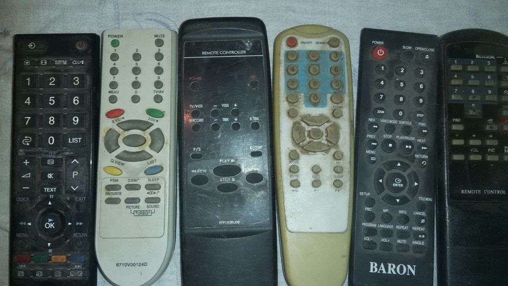 Продам пульты для телевизоров цена договорная