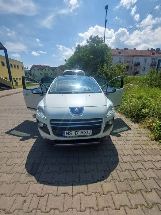 Peugeot 3008 Hybrid4