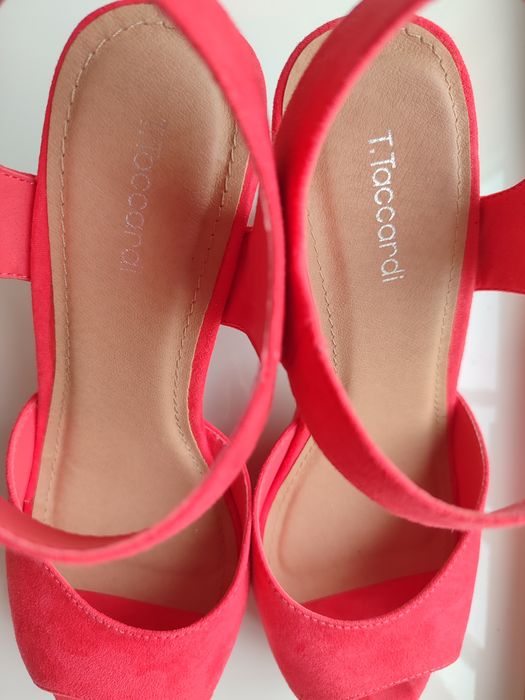 Женские босоножки 38р