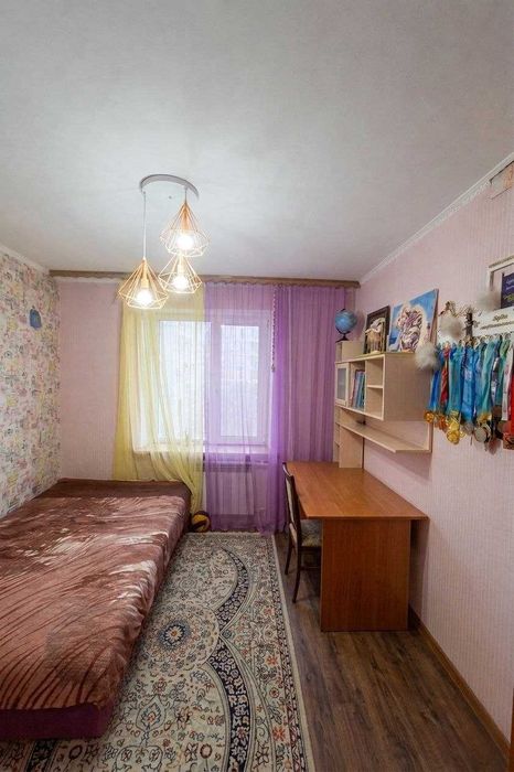 Продам 4х комн кв 11мкр