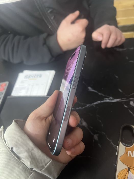 Айфон 16 на 128 гб