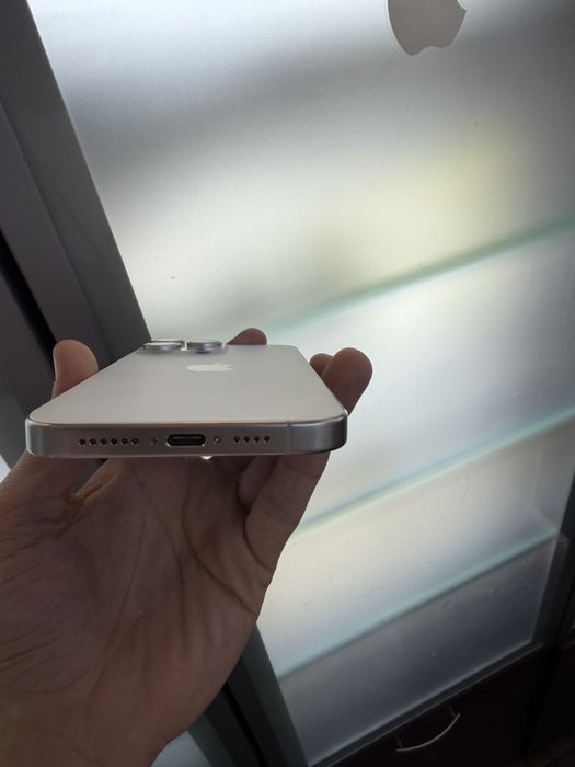 Vand Iphone 15 Pro Max 256Gb White
