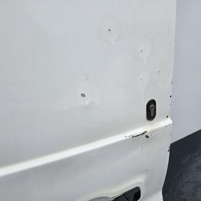 Portiera usa stanga spate Opel Vivaro B