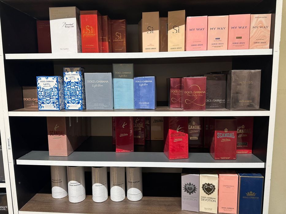 Parfumuri angro minim 10 buc