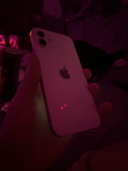 iPhone 12. 100% акб. 256 Гб