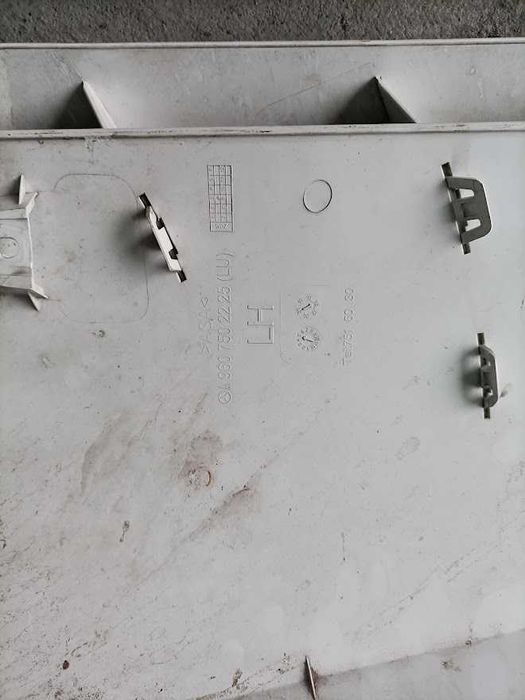 спойлери за MERCEDES ACTROS W960