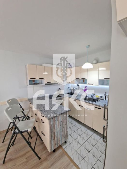 Дава се под наем Двустаен апартамент в София, Красна поляна 3 - 60 кв.м за 408 € - Снимка #1