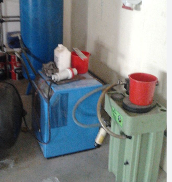 Se vinde compresor cu șurub.(Melc)