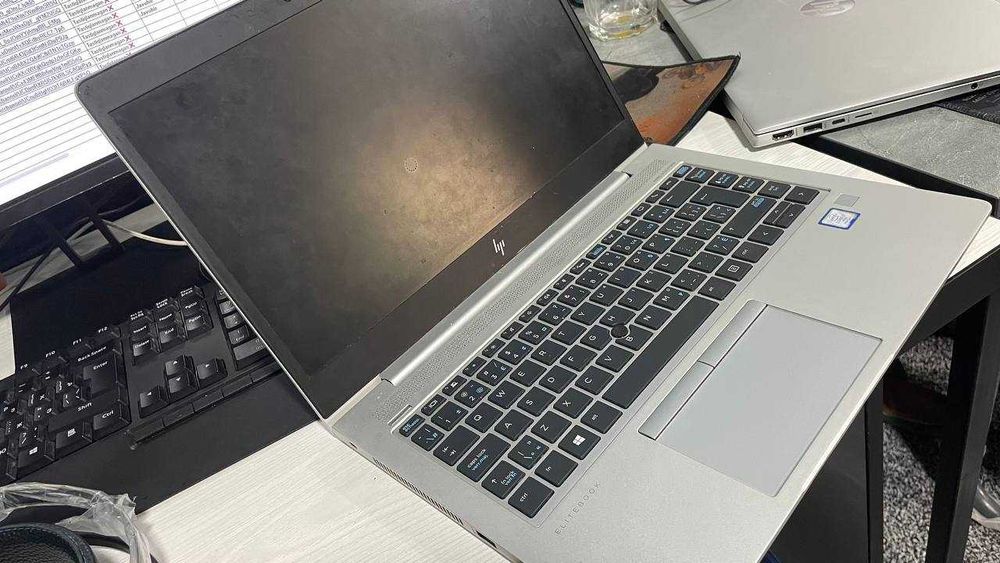 Noutbok HP Elitebook