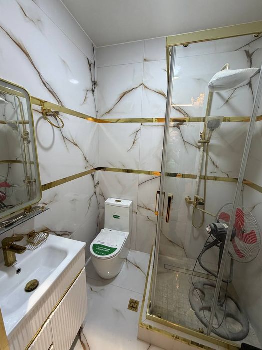 Дом Абсолютно новый Янгиабад 2 сотки 7 комнат  4-уровня 320м2 ул.Алиев