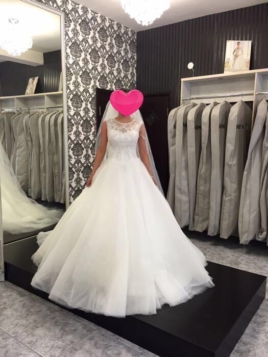 Свадебное платье