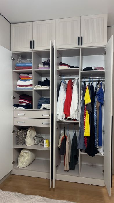 Большой шкаф  в спальню