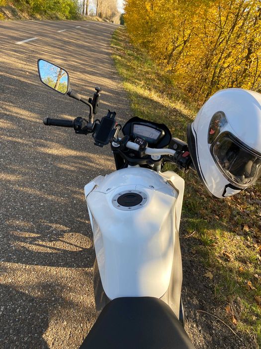 Motocicleta A2 Hyosung GD250N (Nu honda, yzf, suzuki, cf moto)