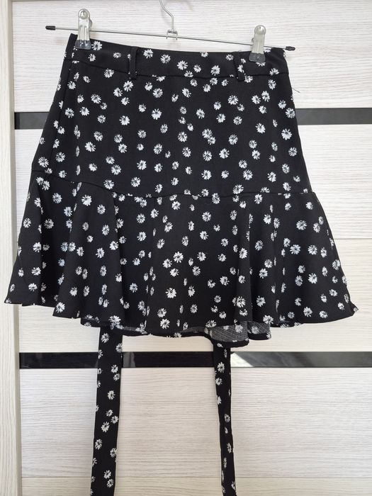 Продам два пакета одежды для девочки подростка