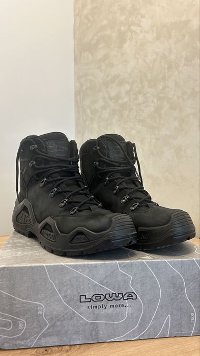Vand Bocanci tactici LOWA Z-6N GTX C – Negru
