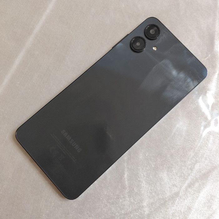 Продаётся телефон samsung a06